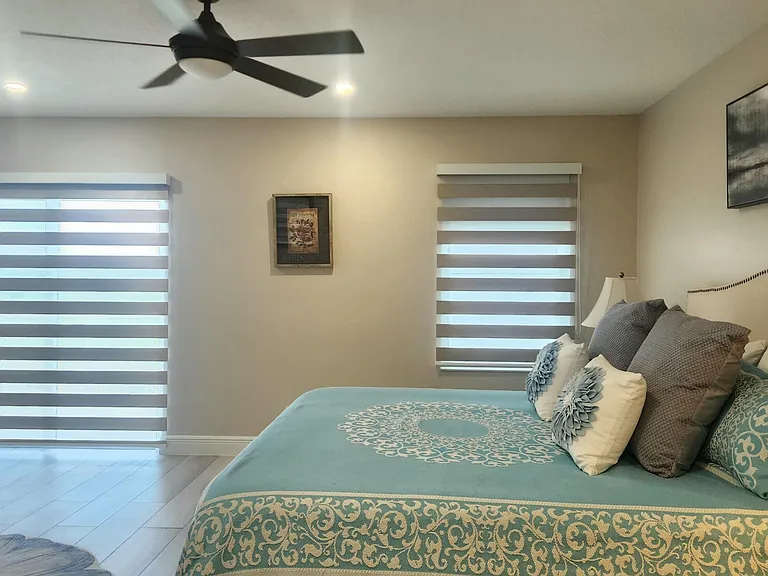 1851 Corsica Dr — Photo 33
