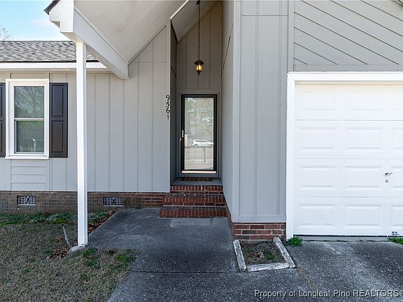3rd image of 9561 Mountain Home Dr