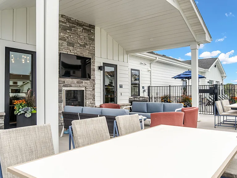 Sandhill Parkway Townhomes — Photo 92