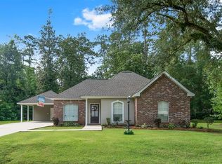 20106 Twin Oaks Dr, Hammond, LA 70403
