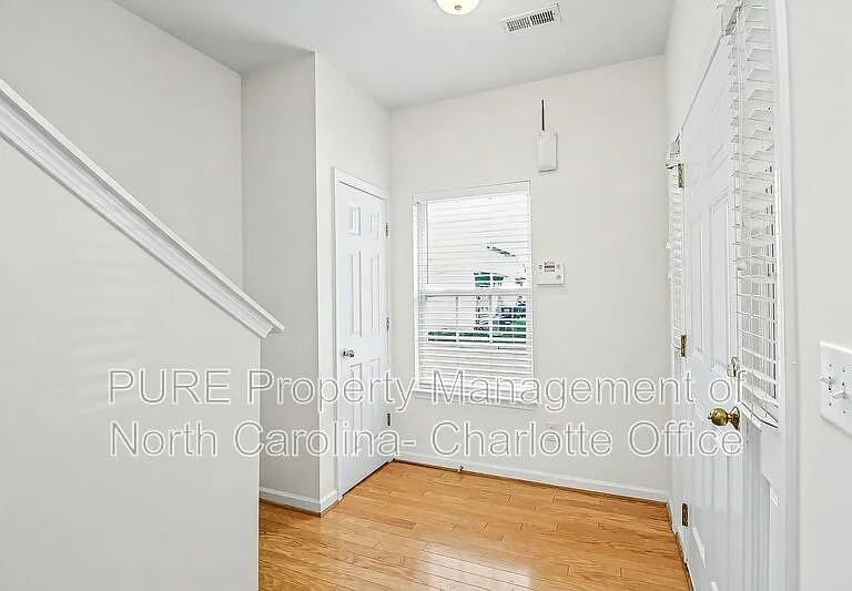 8618 Twined Creek Ln — Photo 17
