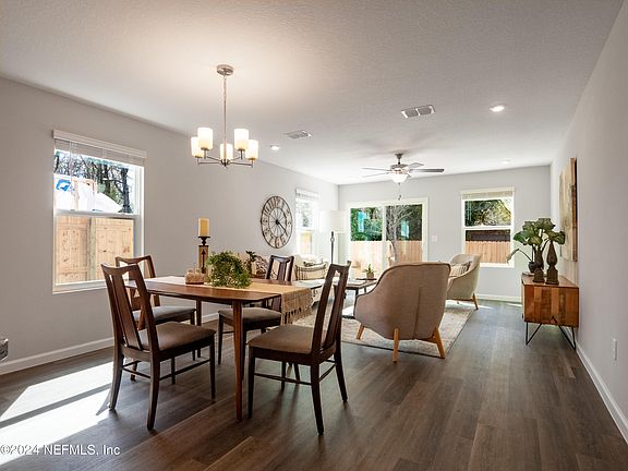 3rd image of 4225 MATADOR Drive