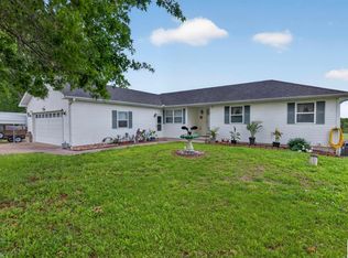 30366 Shawnee Bnd, Warsaw, MO 65355