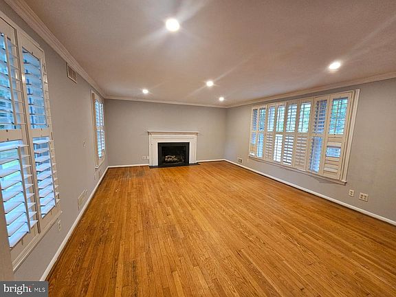 5th image of 400 Marple Rd