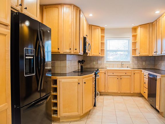 2nd image of 10219 Solta Dr