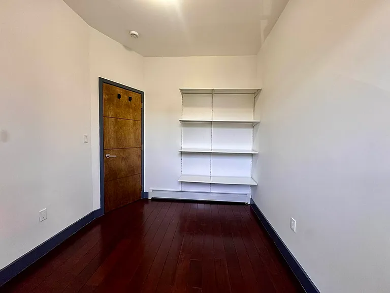 21 Herkimer St #2L — Photo 7