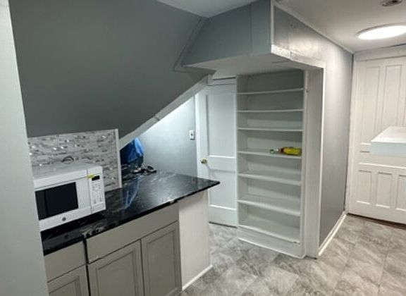 4th image of 767 Euclid Ave #11529721