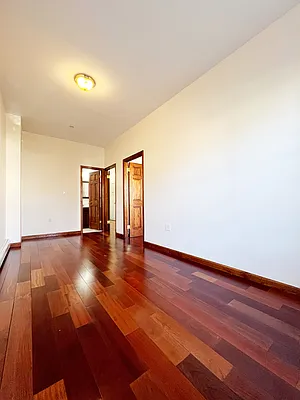 Rented by E House Realty & Management Inc. | media 22