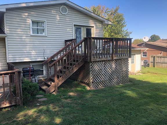 3rd image of 526 Lockport Ave SW
