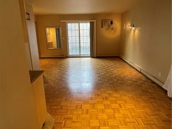 361 86th St APT 7, Brooklyn, NY 11209