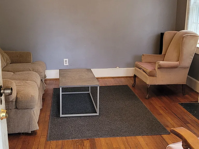 419 Thompson St #B — Photo 5