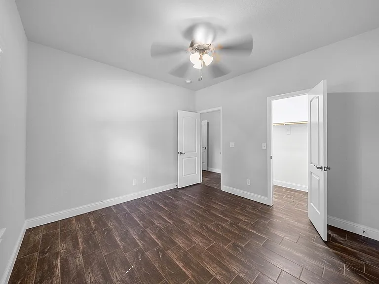 9 Monmouth Dr — Photo 26