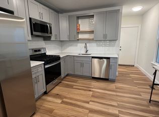 530 Jane St #1, Bridgeport, CT 06608