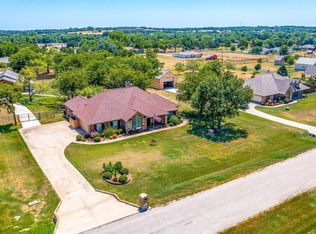 149 Star Point Ln, Weatherford, TX 76088