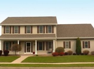 3724 S Chestnut Ln, Appleton, WI 54915