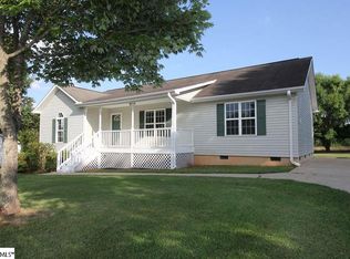 7 Design Ln, Travelers Rest, SC 29690