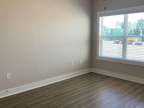 3rd image of 2940 Highway 31 W APT I206