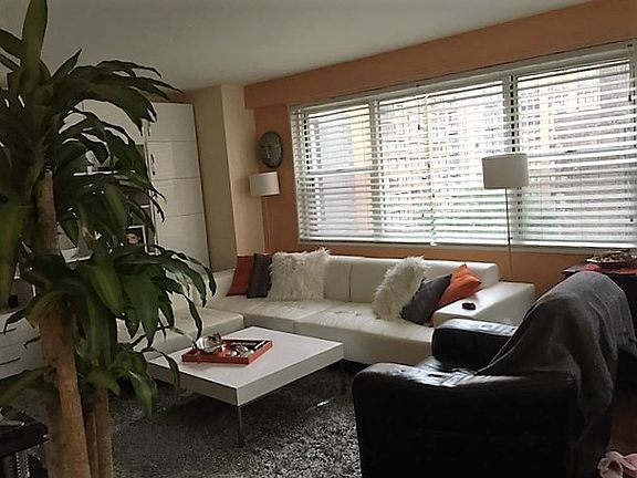 3rd image of 165 E 32nd St APT 10H