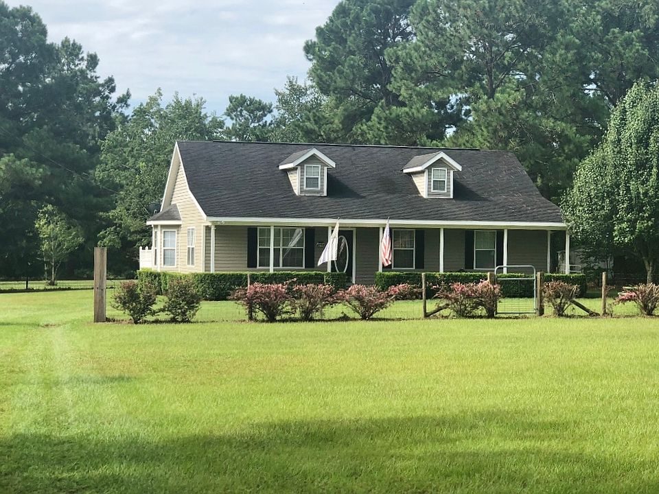 1st image of 6706 NW 31st Cir