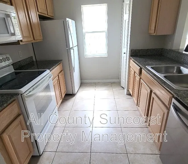 3874 Mariner Dr — Photo 2