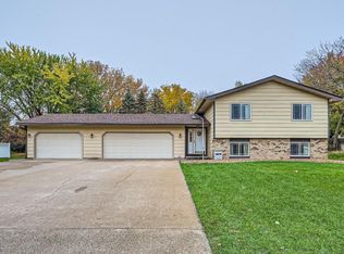 14319 Xenia St NW, Andover, MN 55304