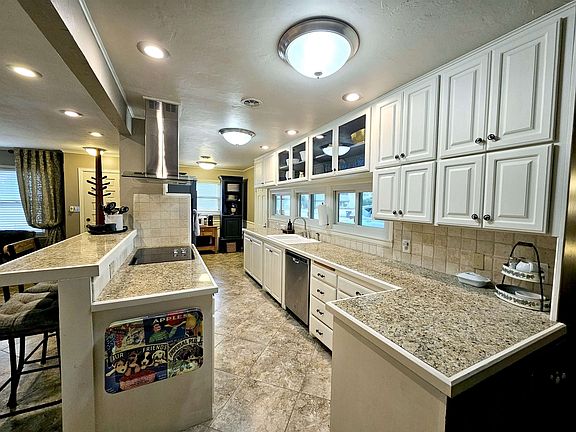 5th image of 1522 Osage Ave