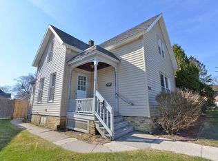 2141 Carmel Ave, Racine, WI 53405