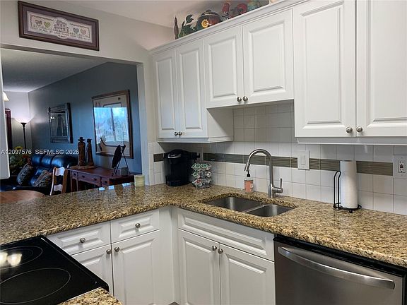 2nd image of 5463 SE Miles Grant Rd Unit 210