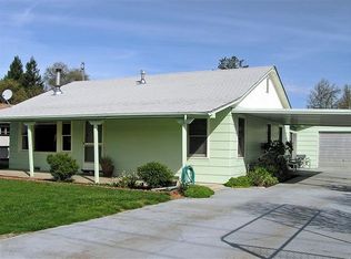 225 Cooper Ln, Ukiah, CA 95482