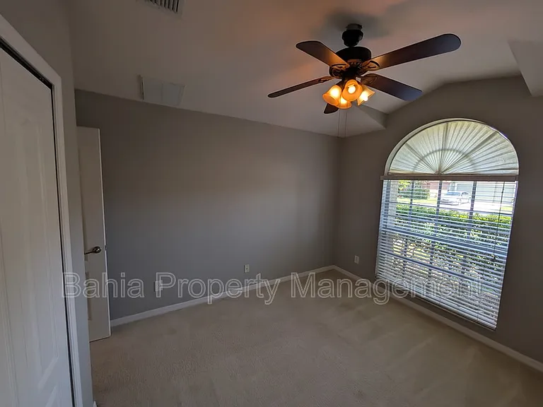 31404 Philmar Ln — Photo 11