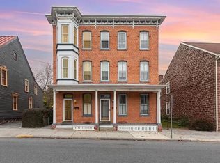 33 E Main St ROOM 1, Middletown, PA 17057