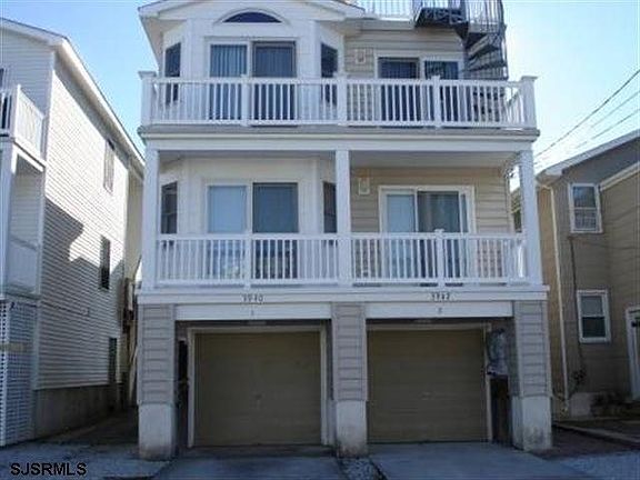 2nd image of 3940 Asbury Ave #3940