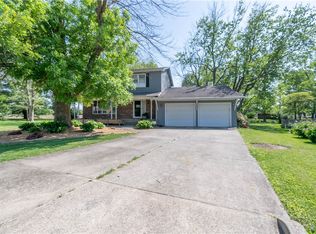 3151 S Saint Andrews Dr, Decatur, IL 62521