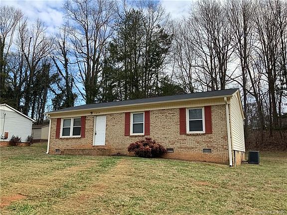 2nd image of 1820 Alpine Dr