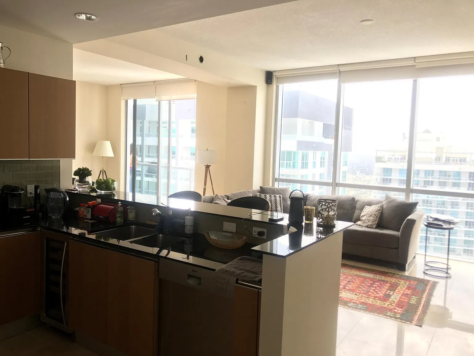 3 bed, 1867 sqft, $7,400 — Photo 2