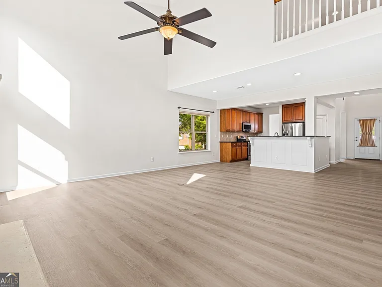 7911 Brass Lantern Dr — Photo 6