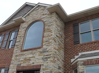 351 Robertson Dr, Rostraver Township, PA
