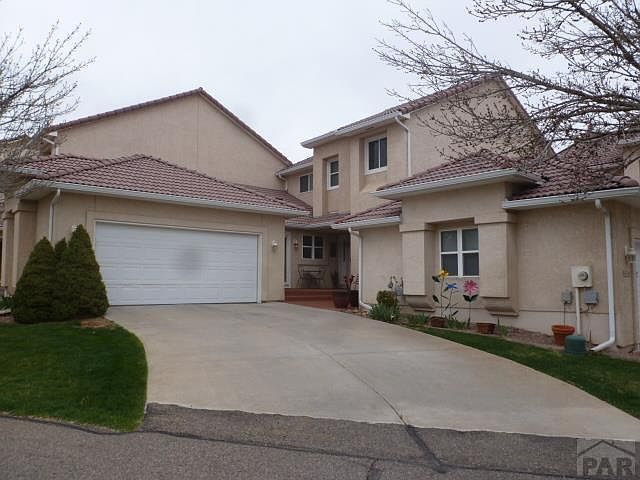 1st image of 4437 Turnberry Cres