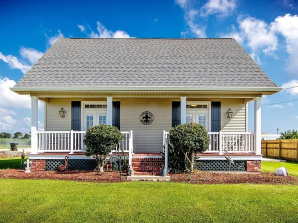 241 Horseshoe Rd, Schriever, LA 70395
