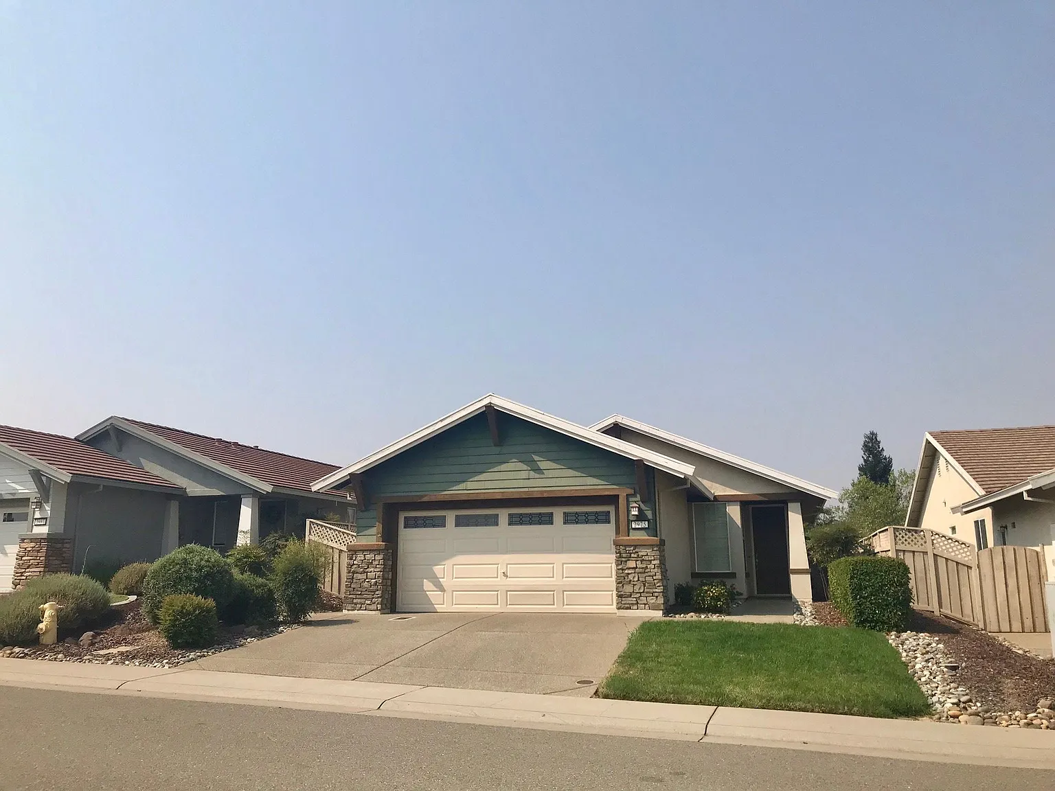 2975 Coopers Hawk Loop photo 1