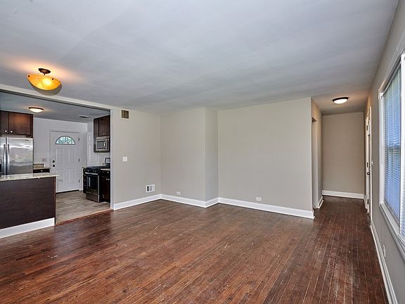 5th image of 7810 E Prairie Rd