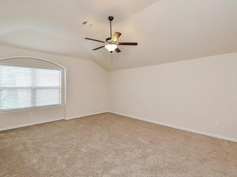 9411 Sparrow Creek Ct — Photo 25