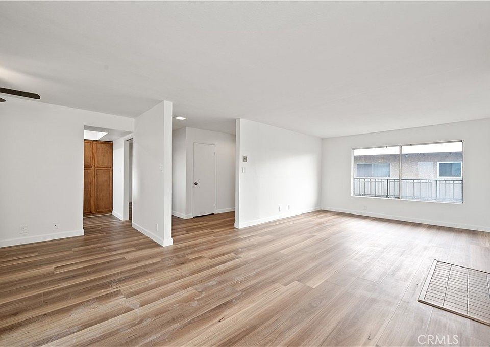 1st image of 4505 California Ave Unit 508