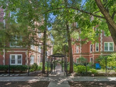 1411 W Farwell Ave APT M3, Chicago, IL, 60626