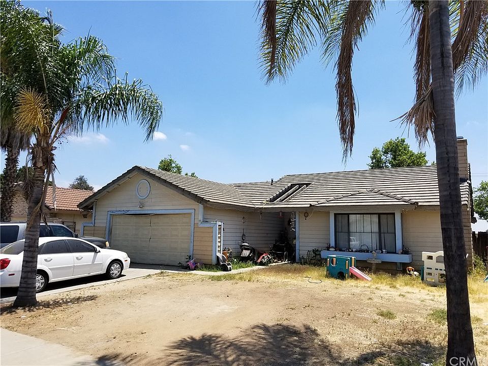 1st image of 25651 Clifton Ct
