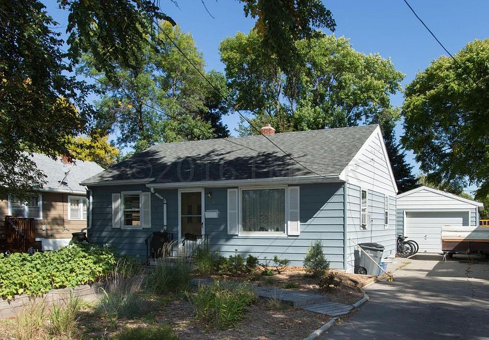 1st image of 824 14th St N
