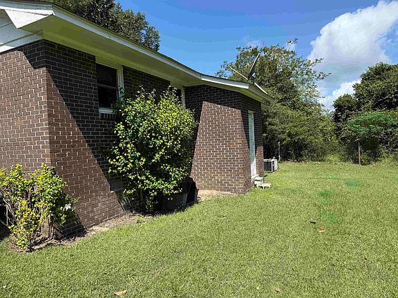 3rd image of 466 Ivey Dr. #Ivey Street