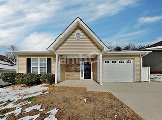 201 Charlotte Ct, Winston Salem, NC 27103