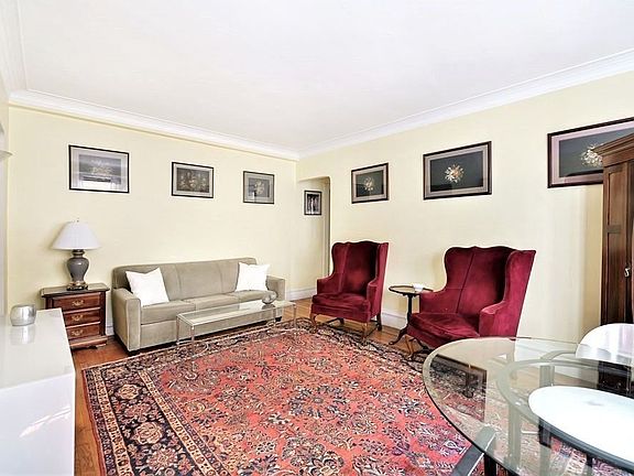 4th image of 271 Lexington Ave #6D