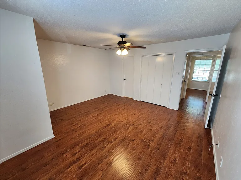 716 W Mulberry St #18 — Photo 18